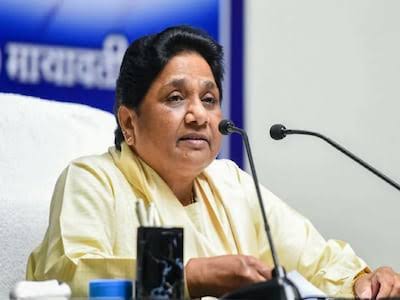 The politics of deception has made the lives of 100 crore people poor, destitute and oppressed – Mayawati