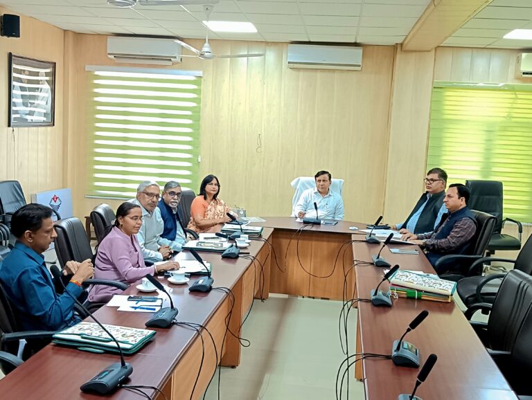 Six journalists will get financial assistance of Rs 30 lakh