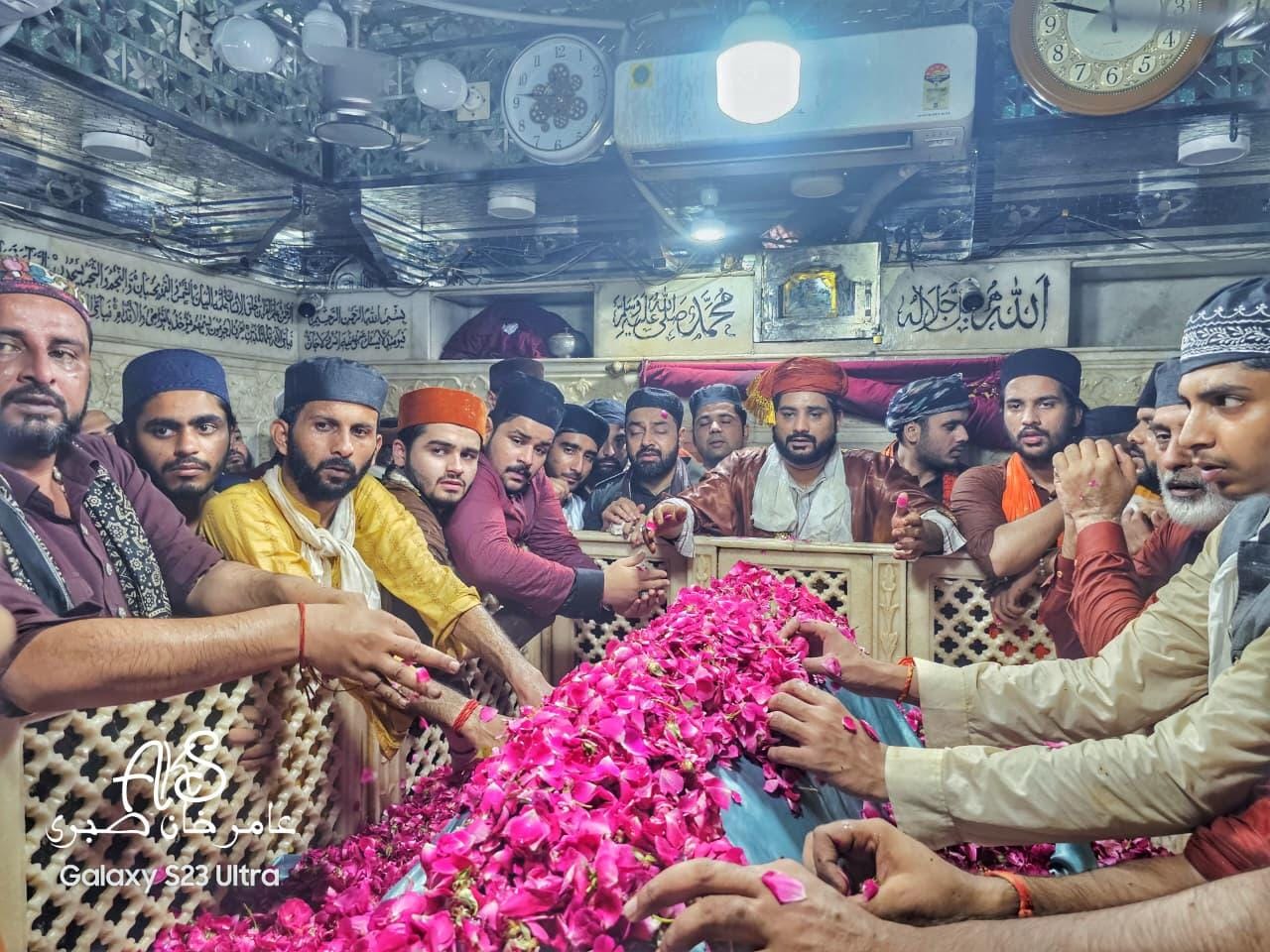 Dargah Sabir Pak smelled of rose water, ritual of Ghusl Sharif performed